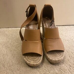 Treasure and Bond Women's Tan Espadrille Sandals